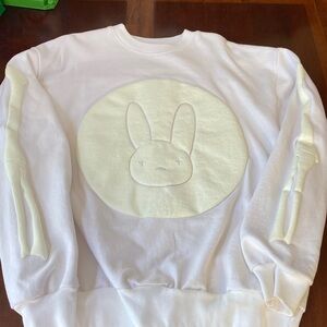 Bad Bunny El Ultimo Tour Del Mundo Music size Large Sweatshirt